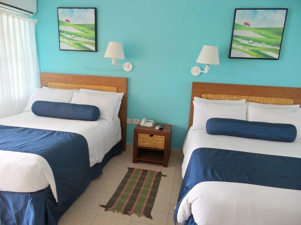 Flamboyant Hotel & Villas St. George's Buitenkant foto