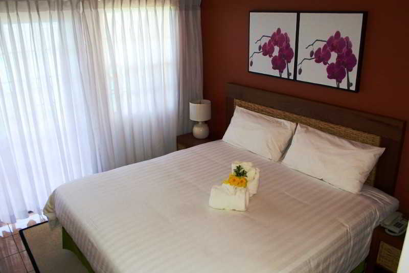 Flamboyant Hotel & Villas St. George's Buitenkant foto