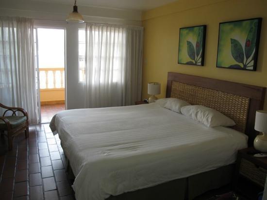 Flamboyant Hotel & Villas St. George's Buitenkant foto